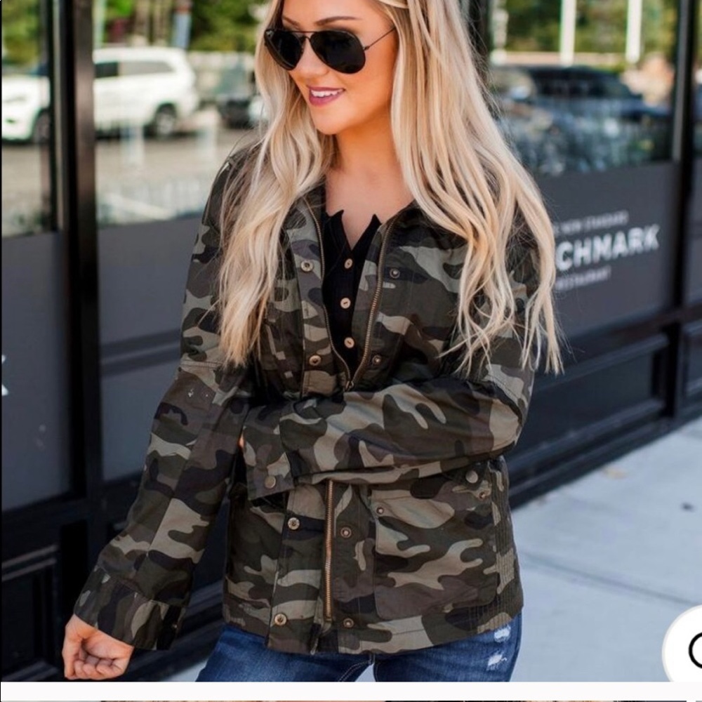 Lightweight camo jacket